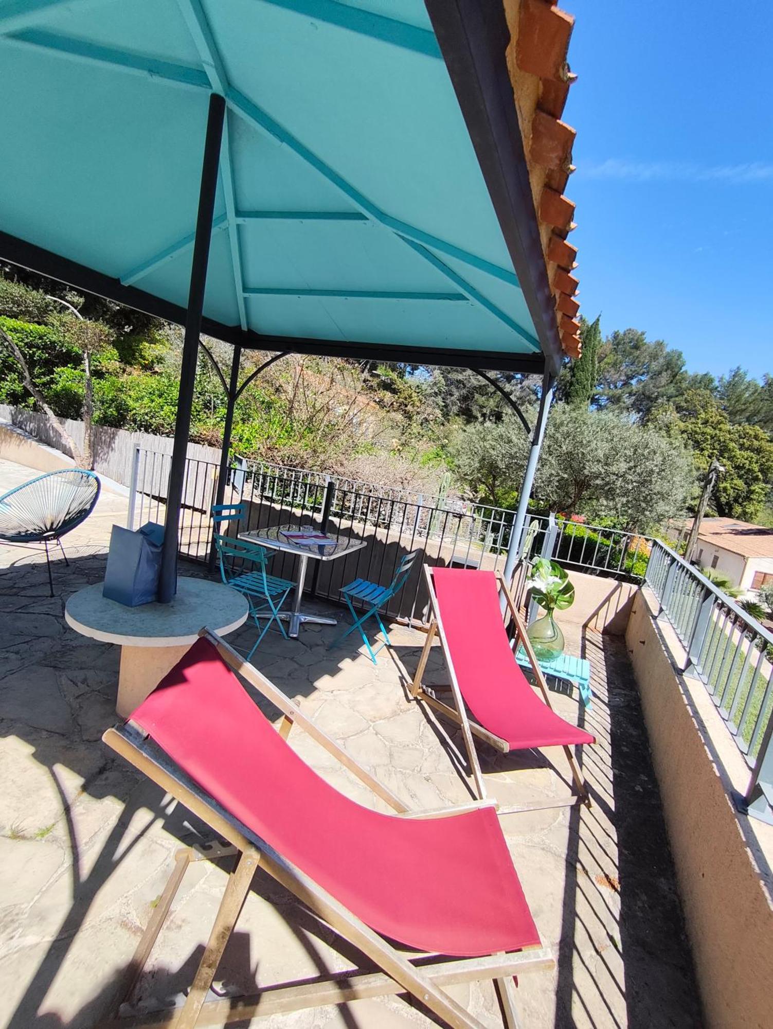 Boutique Hostel By Cassis Exterior photo